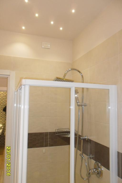 Location Lory Hotel Busto Arsizio Buitenkant foto